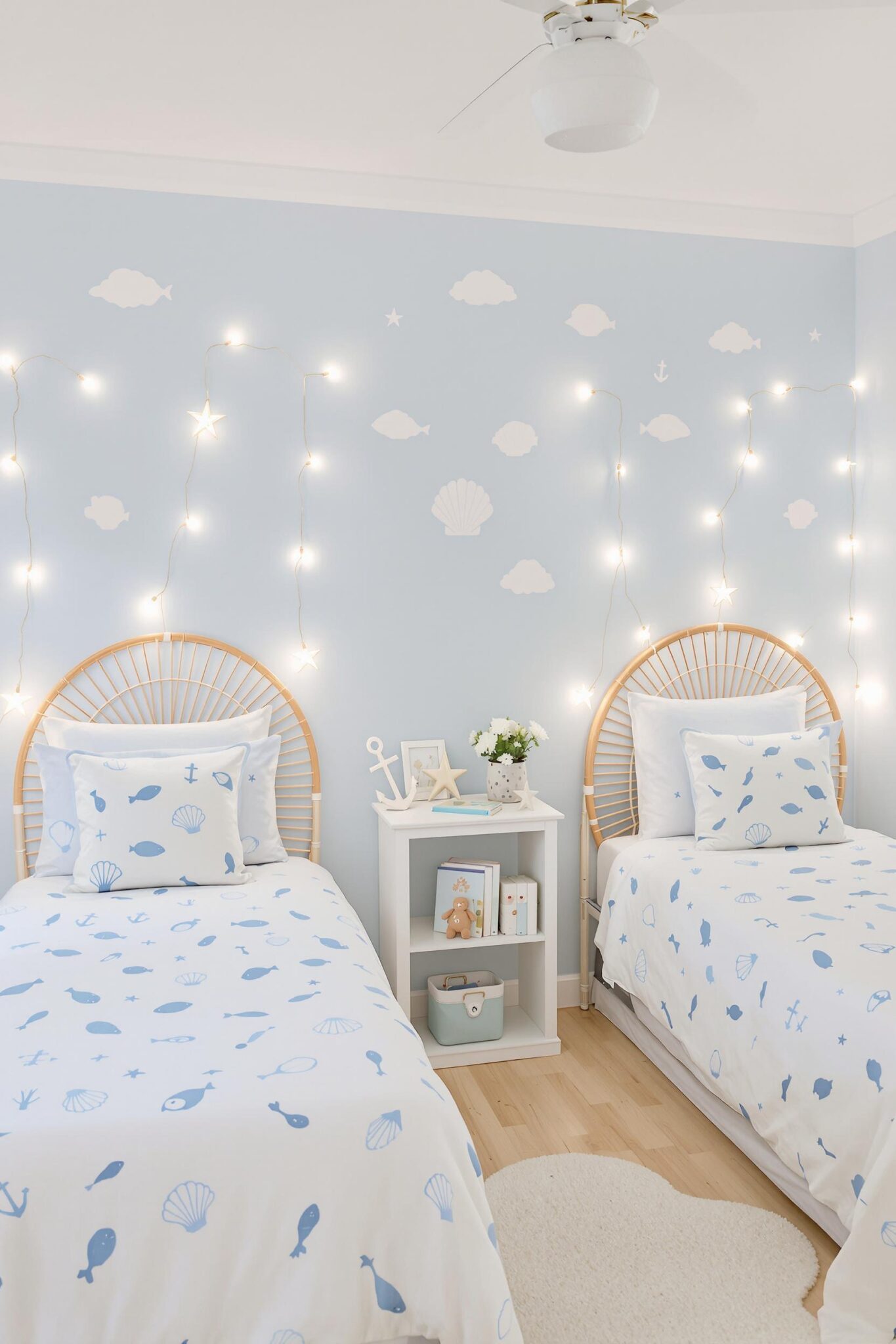 18 Ideas For Coastal Bedroom Interiors